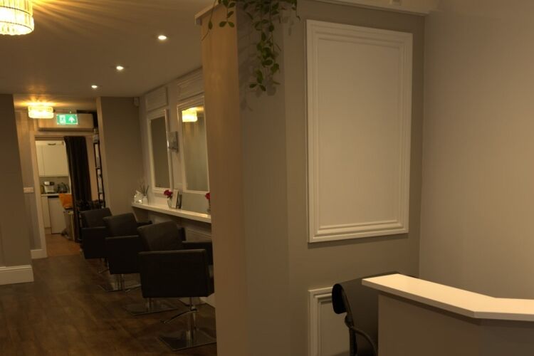 Closed Hair Salon - Hertfordshire