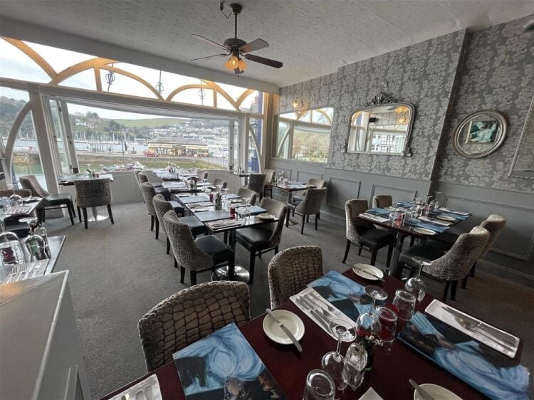 Exceptional Waterfront Restaurant with Accommodation For Sale For Sale in Dartmouth