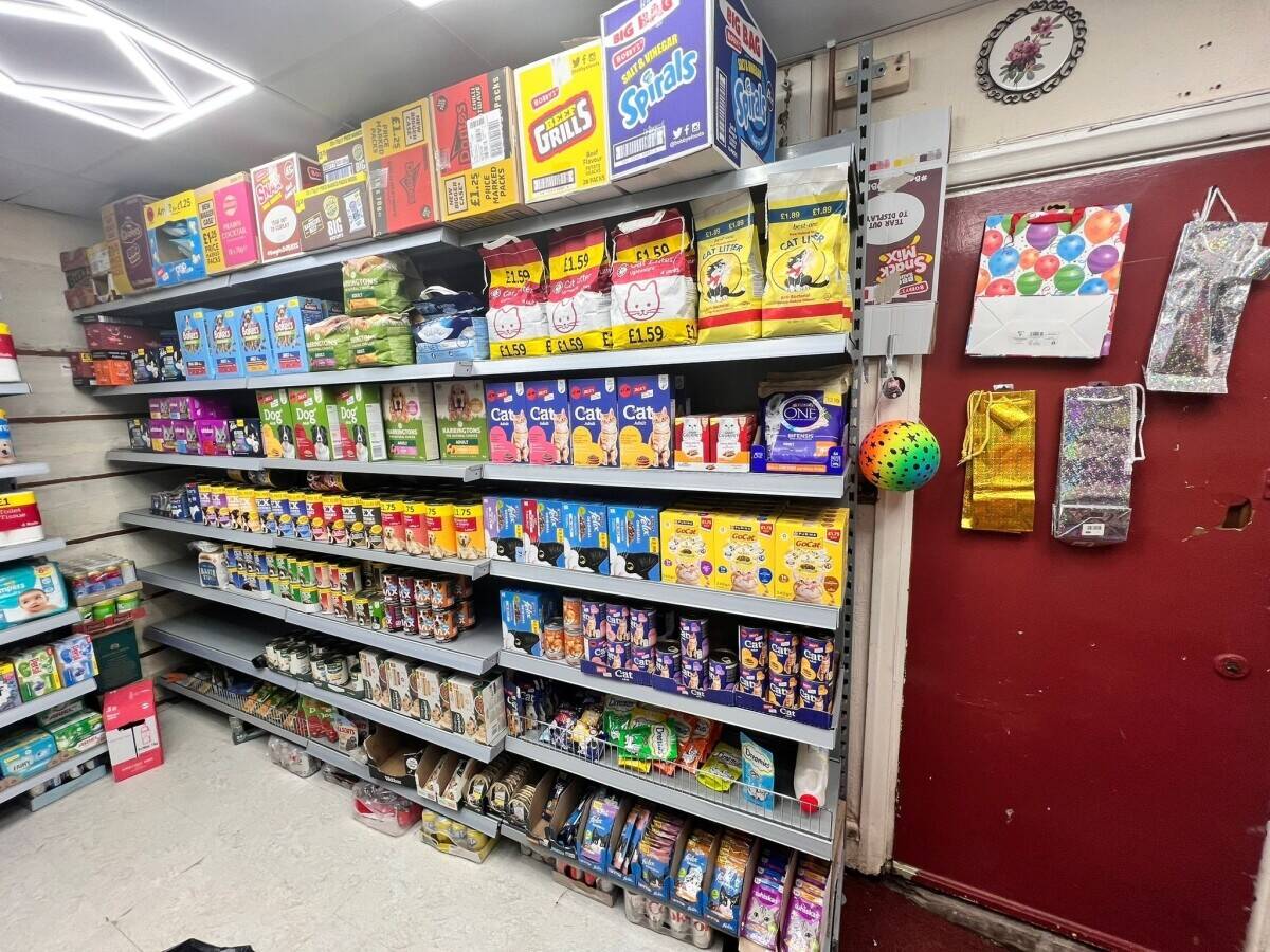 Established Off-Licence with 1-Bed Flat in Prime Wallasey Location - Expansion Potential Photo 1