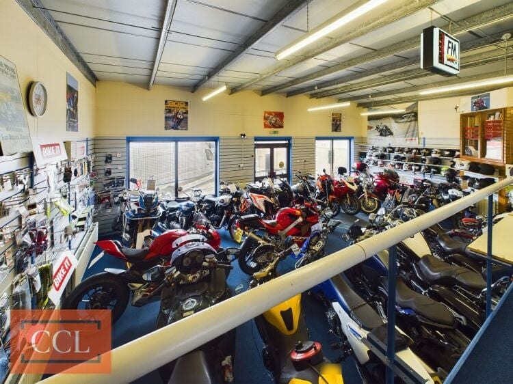 Motorcycle Sale & Repair Business in Elgin