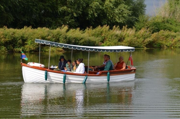 Luxury Canal Boat Cruise Business Located Gloucester