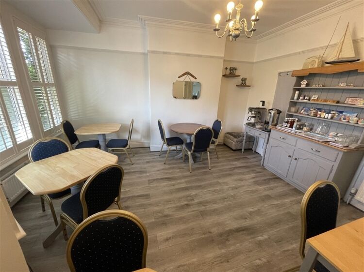 Immaculate and well appointed Guest House For Sale For Sale in Paignton