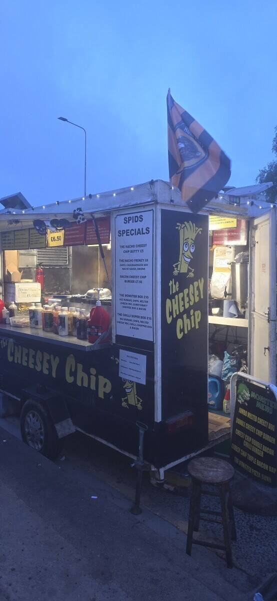 Cheesy Chip Mobile Catering Food Van for Sale