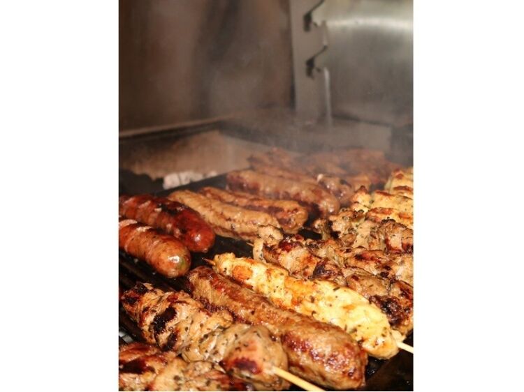 Wellingborough’s Favourite Greek Fix – Takeaway Ready to Take Off!