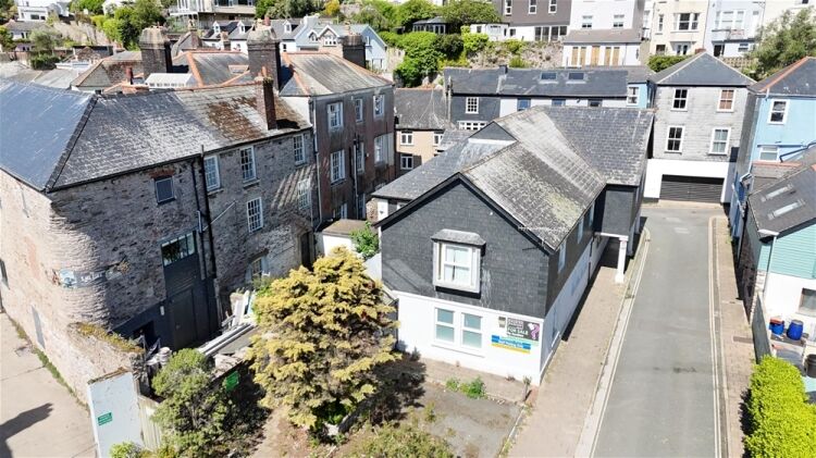 Auction Lot: Unique Development/ Investment Property in Dartmouth For Sale in Dartmouth