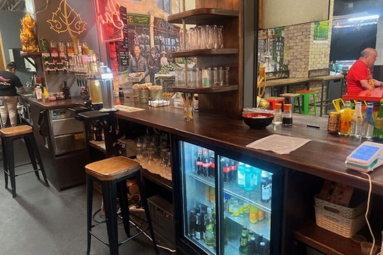 Asian Noodle Licensed Bar - Stroud Photo 3