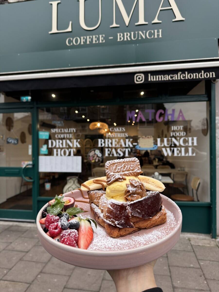 Breakfast and brunch cafe in Palmers Green