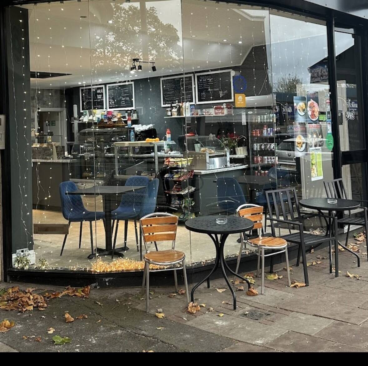 Well-established cafe for sale in Isleworth