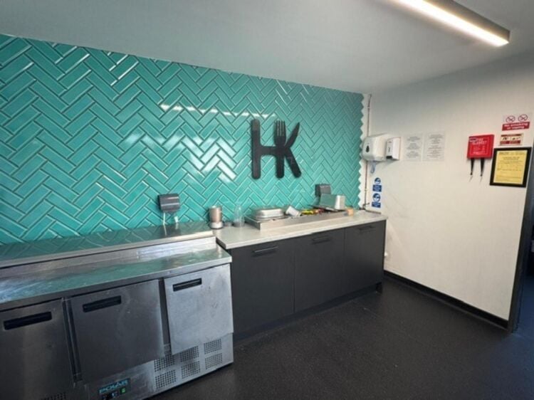 Leasehold Healthy Fast Food Takeaway & Meal Prep Franchise Located In Bromsgrove