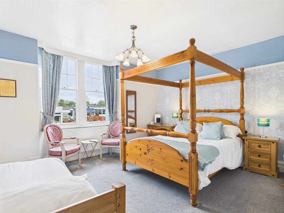 Kirkwood Guesthouse, Princes Road Windermere