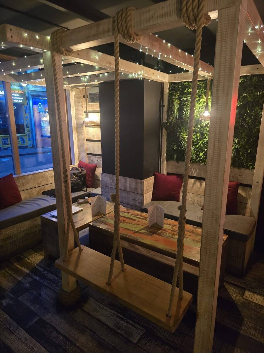 *REDUCED PRICE* Licenced Restaurant + Underground Cocktail Bar For Sale In Student Town, Ormskirk Photo 4