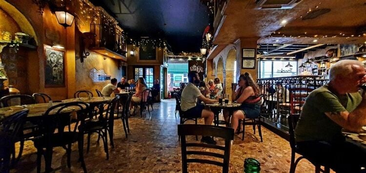 AUTHENTIC ITALIAN RESTAURANT IN A CENTRAL LOCATION Photo 3
