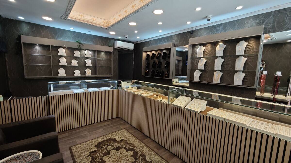 Jewelry shop Church Street Edgeware Road  Photo 3