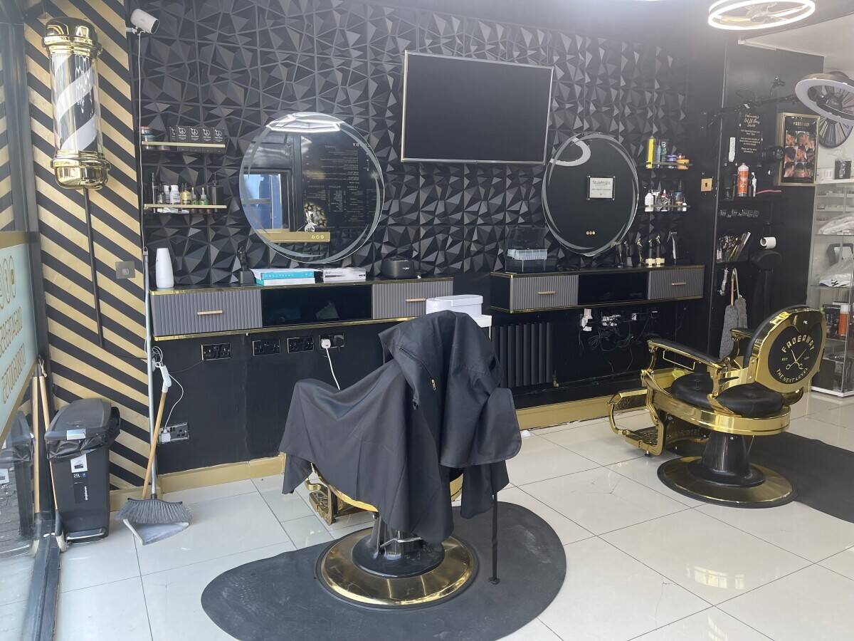 Beauty and Barber Shop for Sale in Chatham Kent