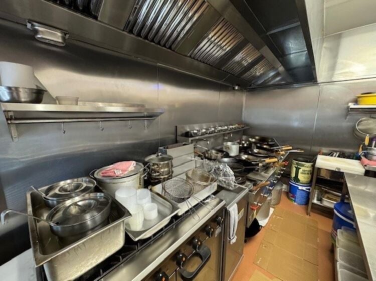Leasehold Chinese Takeaway Located In Stirchley, Birmingham