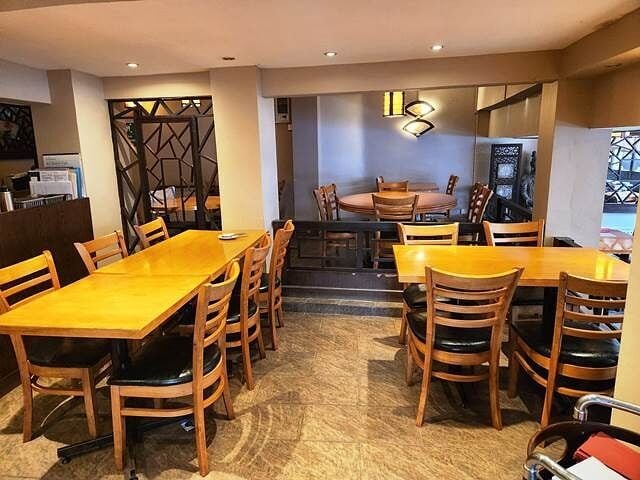 Licensed Chinese Restaurant, Takeaway & Delivery for Sale