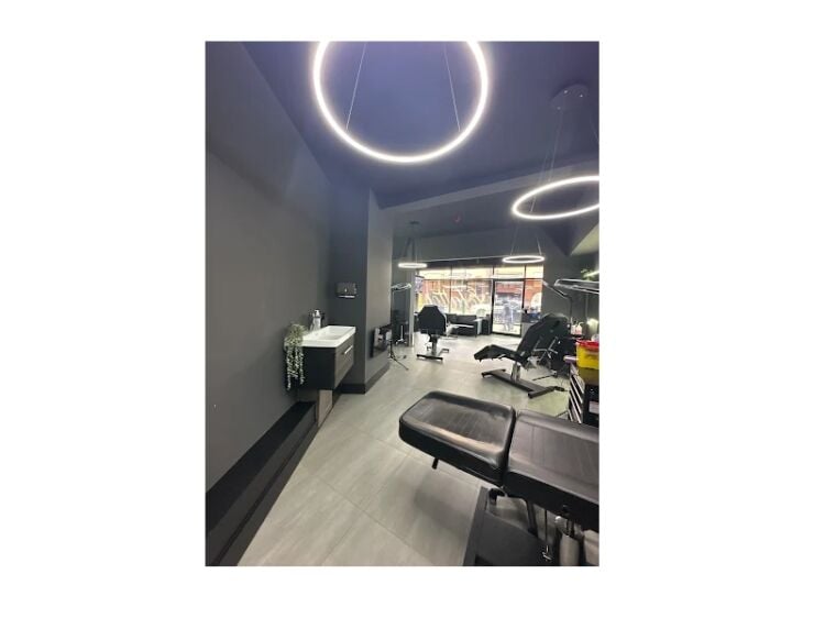 Ink-Credible Opportunity: Trendy Tattoo Studio in London Up for Grabs!