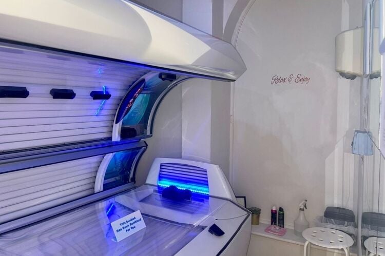 Established Tanning & Beauty Salon - Chelmsford
