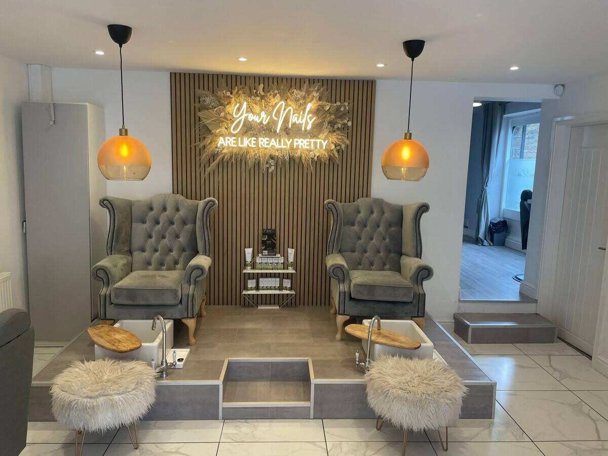 Beautiful Boutique Nail Salon Photo 3