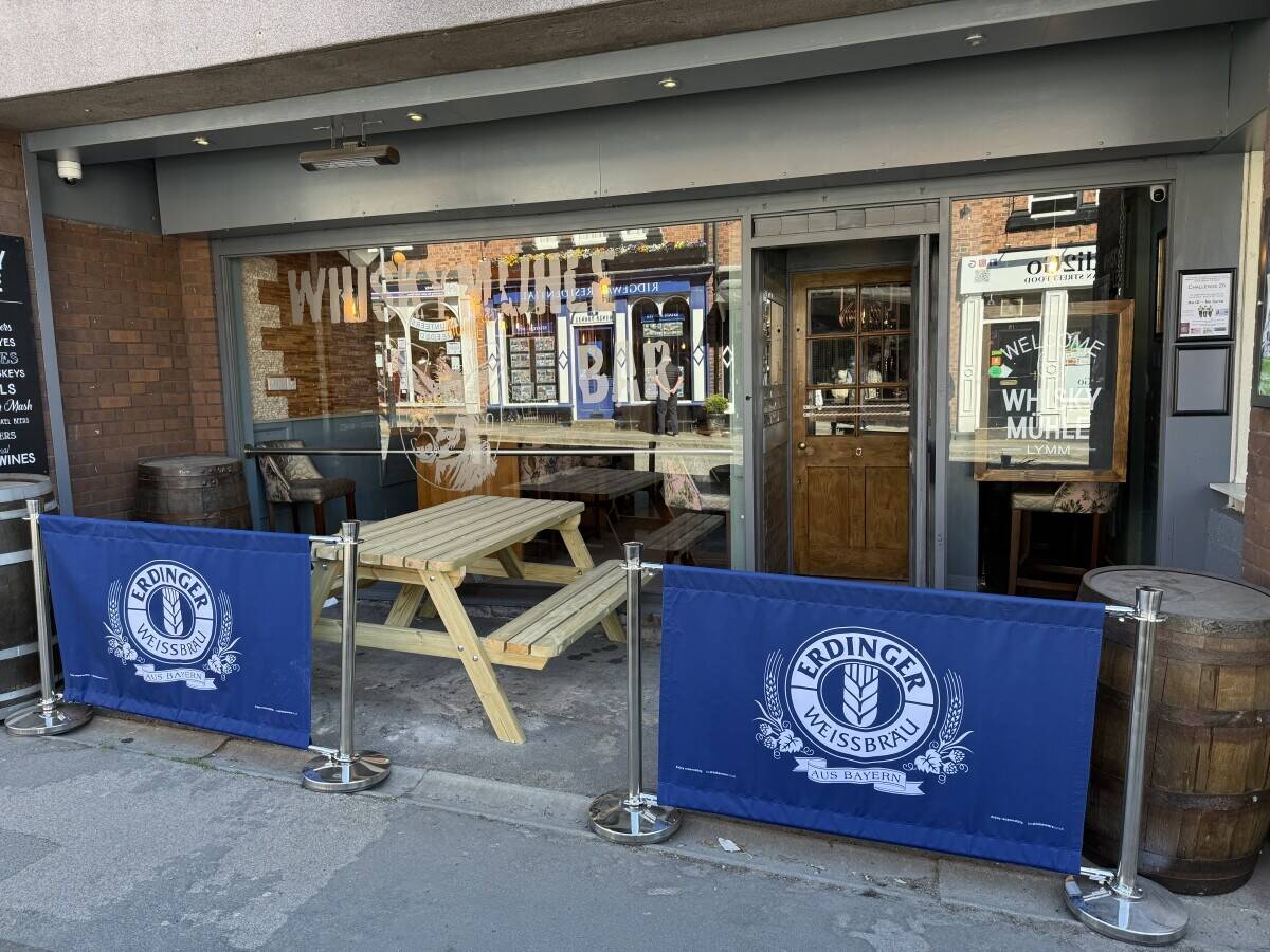 Bar for sale Lymm Photo 3
