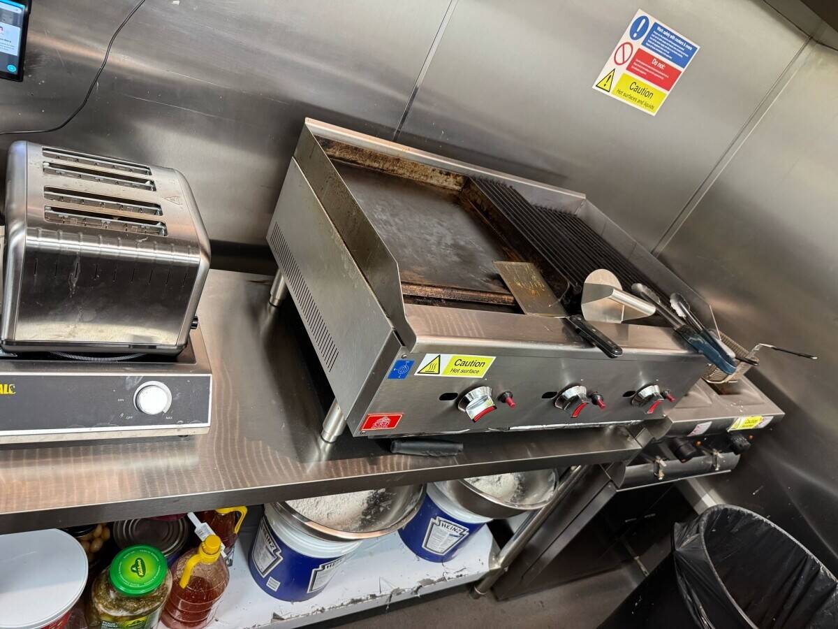 Take away business in west silver town London  Photo 3