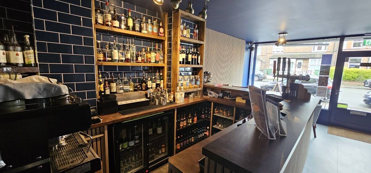 Cafe & Bar for sale in Folkestone Photo 3