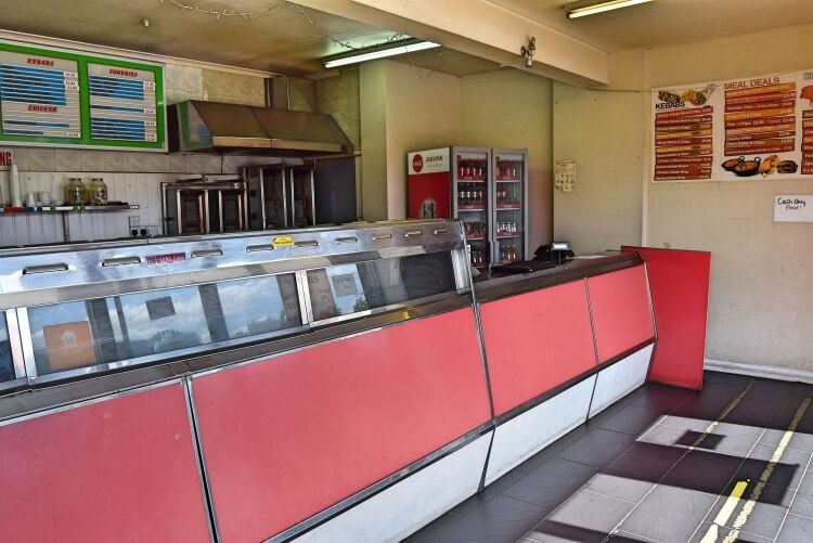 Profitable Fish & Chip Shop - Wolverhampton Photo 3