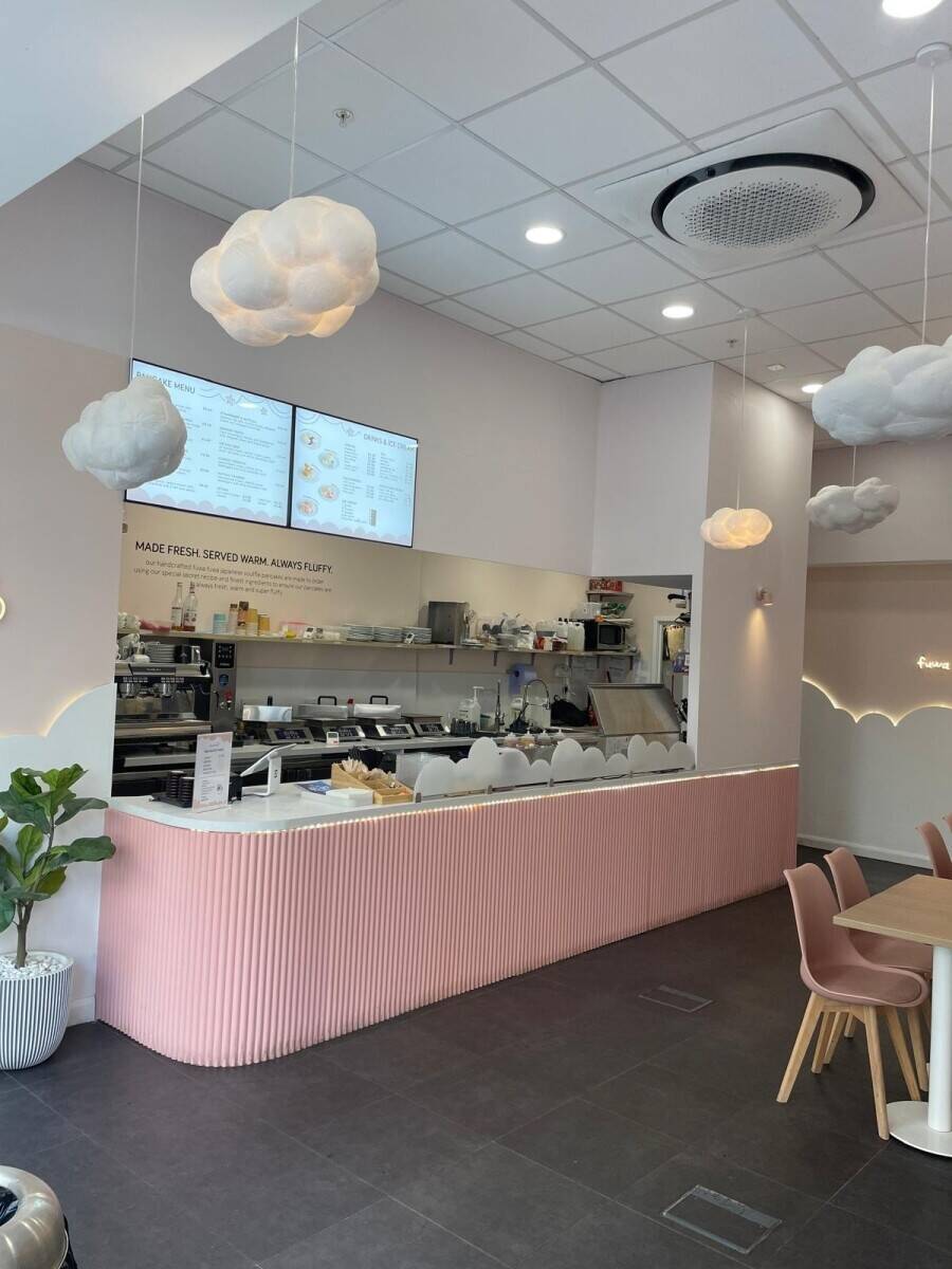 Cafe for Sale in Kingston Upon Thames Photo 4
