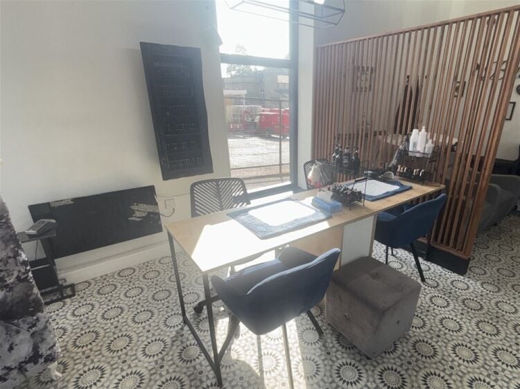 Beauty, Therapy & Tanning For Sale in Cleckheaton