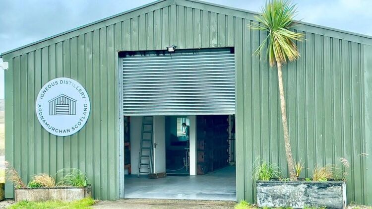 Igneous Gin Distillery: Award-Winning Spirits, Unique Volcanic Heritage