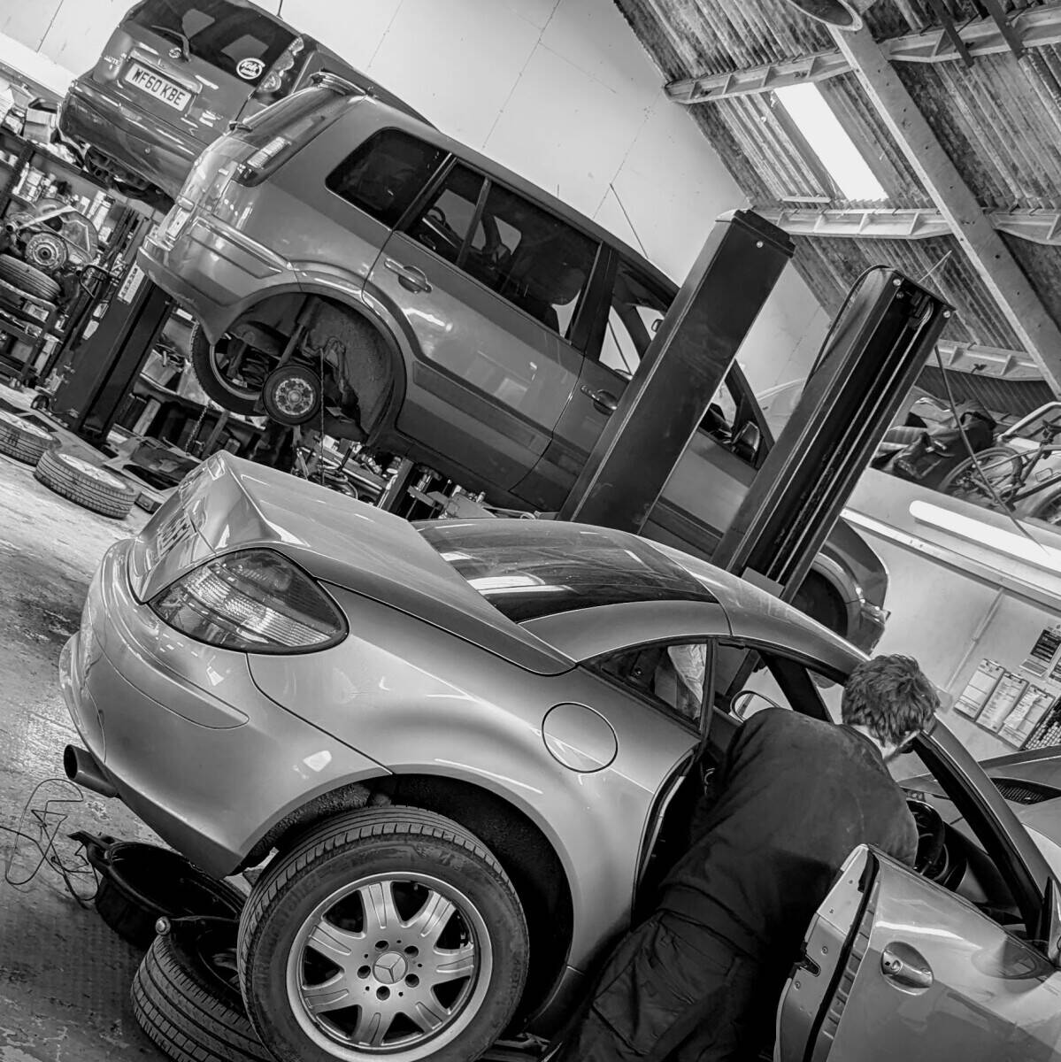 Busy MOT Centre and Repairs Workshop for Sale in Weymouth Photo 3
