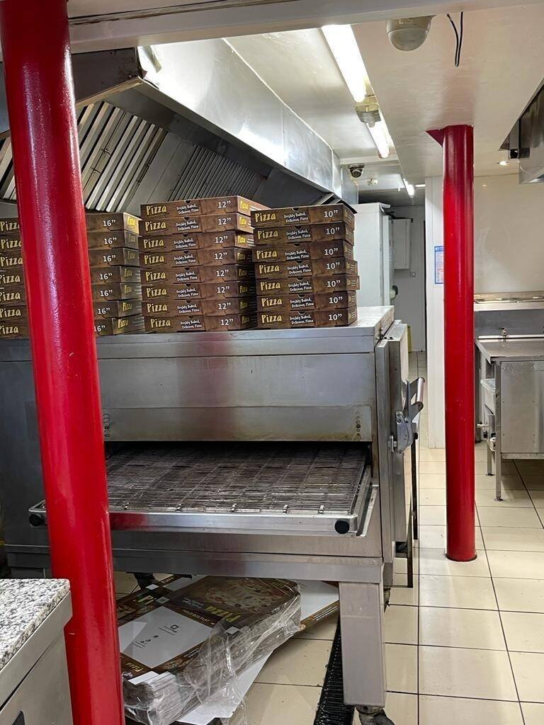 Take away business for sale in burton on Trent  Photo 3