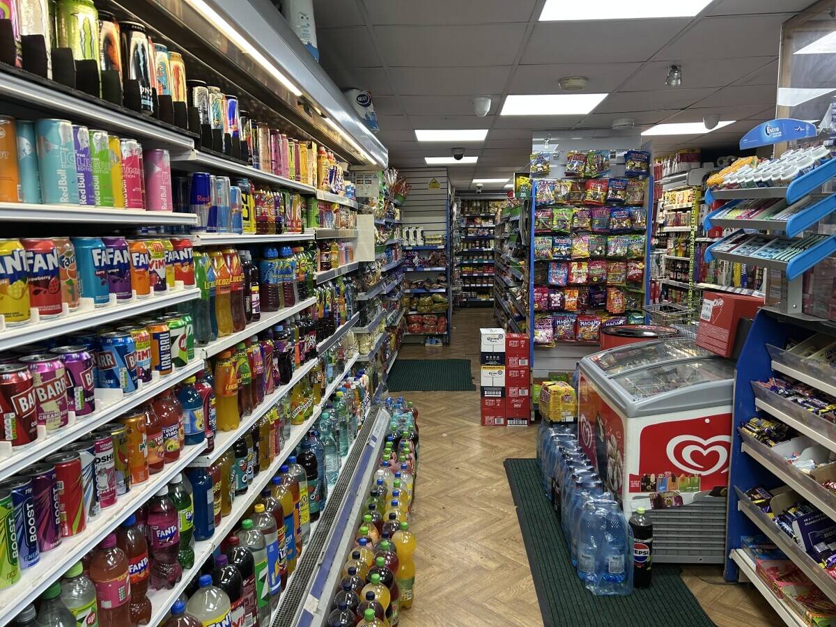 16 Years Established Off Licence In Doncaster Balby For Sale