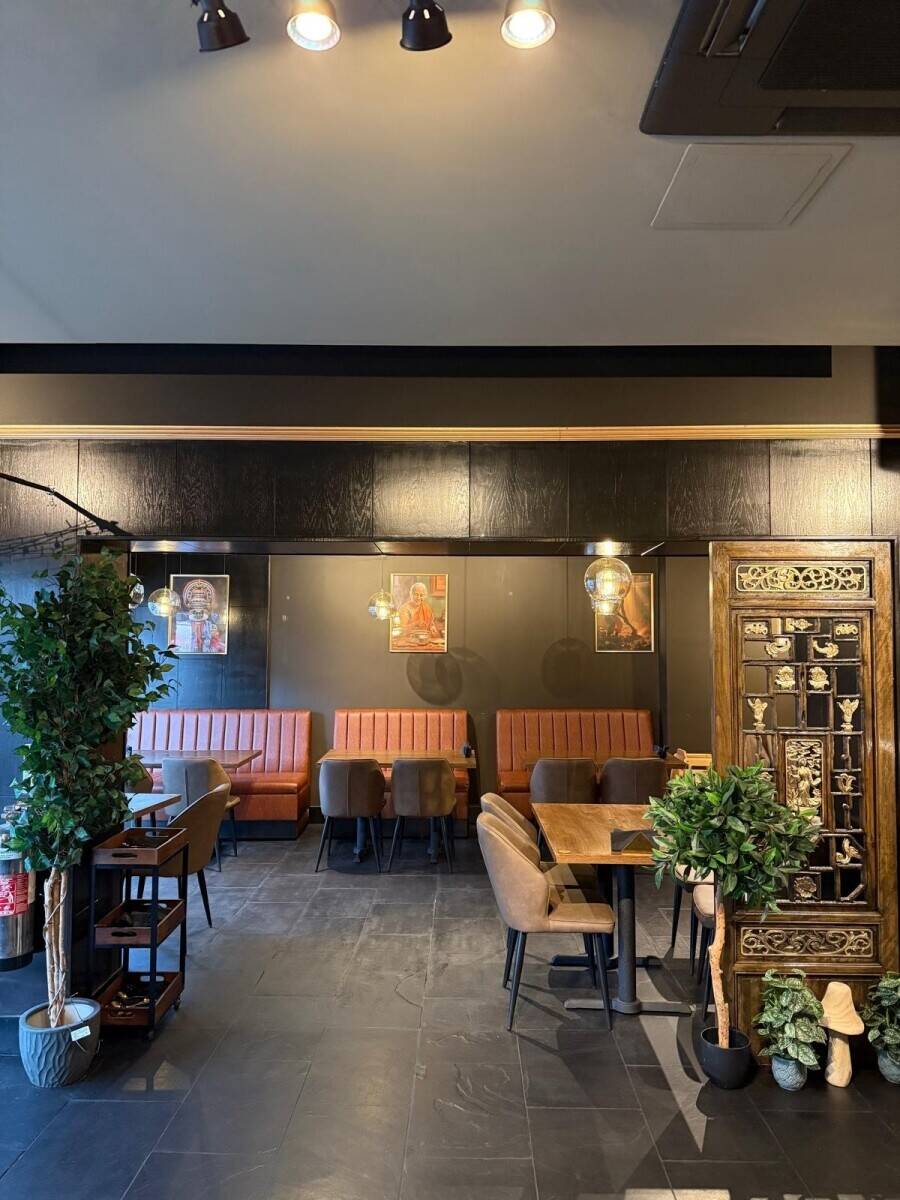 🌶️ Spice up your future !! For Sale: Thriving Indian&ndash;Sri Lankan Restaurant with Full Alcohol Licens Photo 3