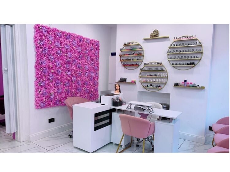 Established Beauty Brand with Growth Potential