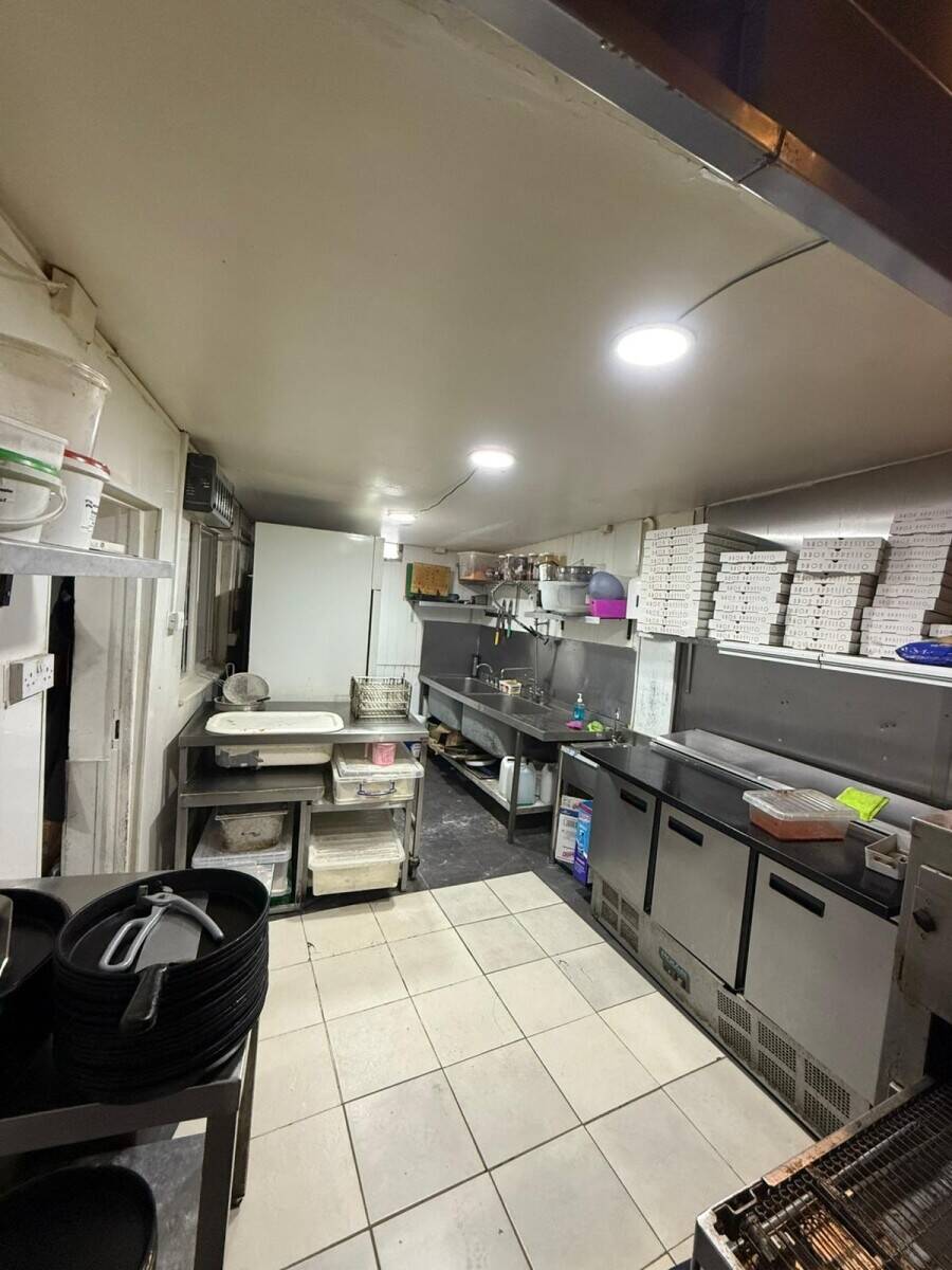 Fast food restaurant for sale in Cheltanam Gloucestershire 