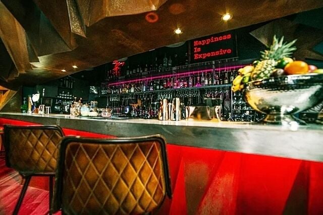 Immaculate Shisha Restaurant & Bar Plus Additional Shop With Extractor for Sale Photo 3