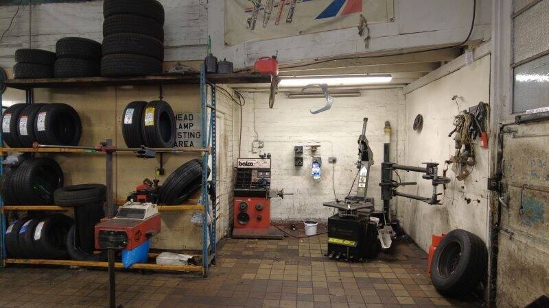Freehold MOT Garage For Sale Manchester Area