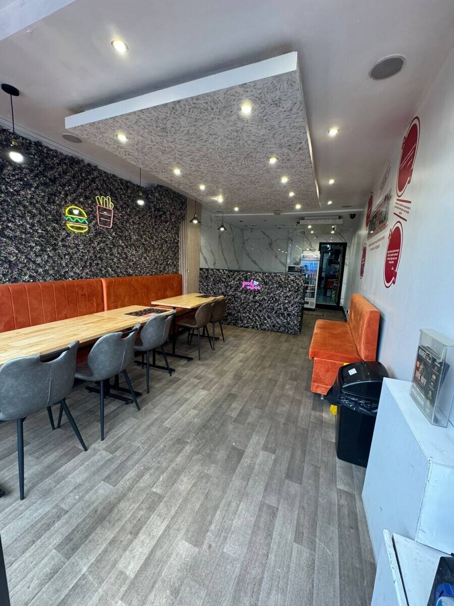 Fast food Dessert Takeaway shop for sale in Walsall Photo 3