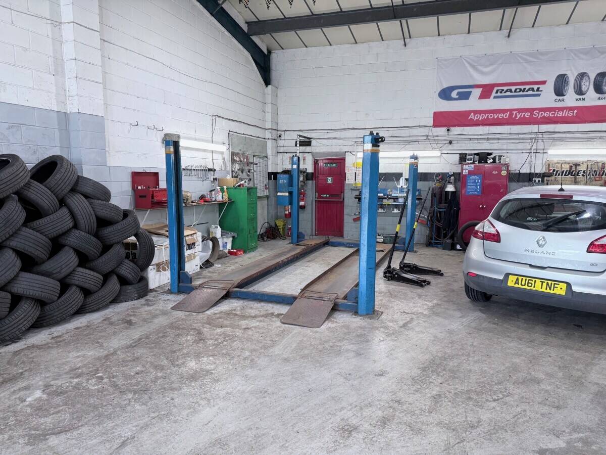 TYRE AND BATTERY SUPPLY AND FITTING CENTRE, FREEHOLD Photo 3