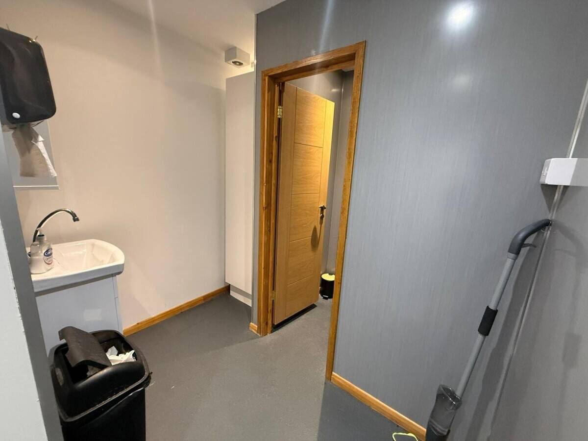 Aesthetics business for sale in Chorleywood Photo 3