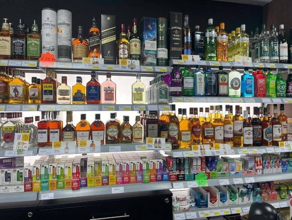 Thriving Convenience Store & Off Licence in Prime High-Traffic Location