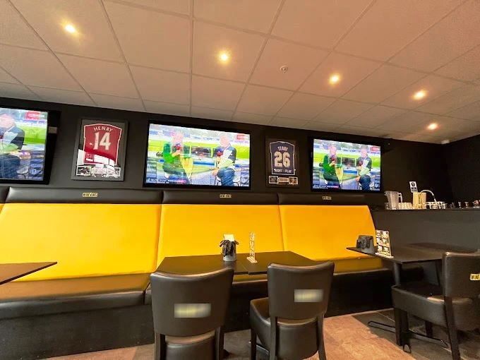 Sports Bar & Restaurant for Sale Photo 3