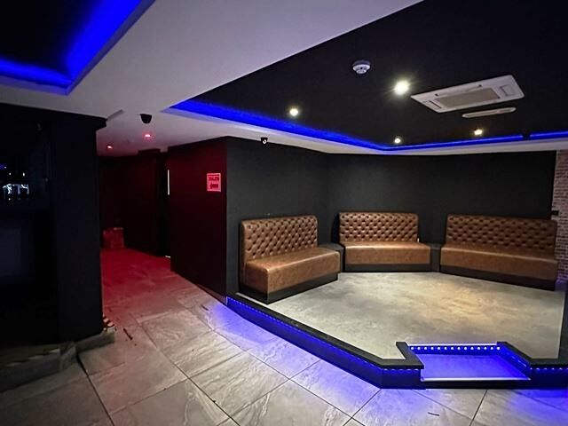 Bar Plus Additional First Floor Night Club closed for Sale