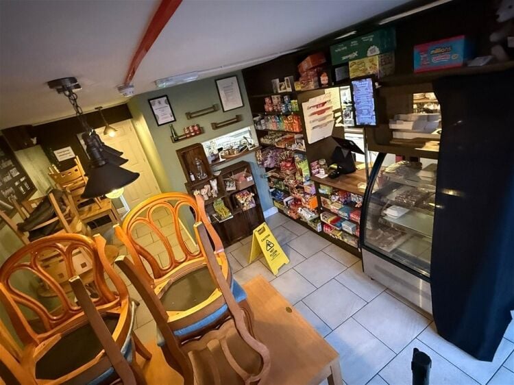 Cafe & Sandwich Bars For Sale in South Milford Photo 3