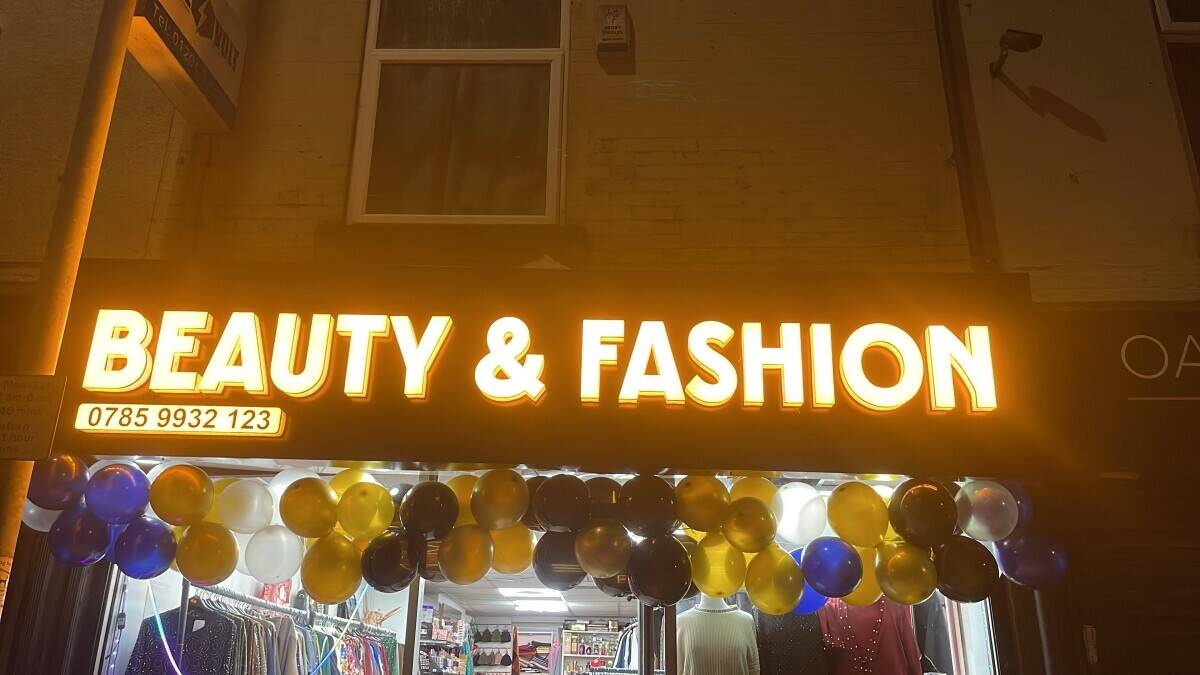 Clothes Shop for sale in Bolton Manchester Photo 2