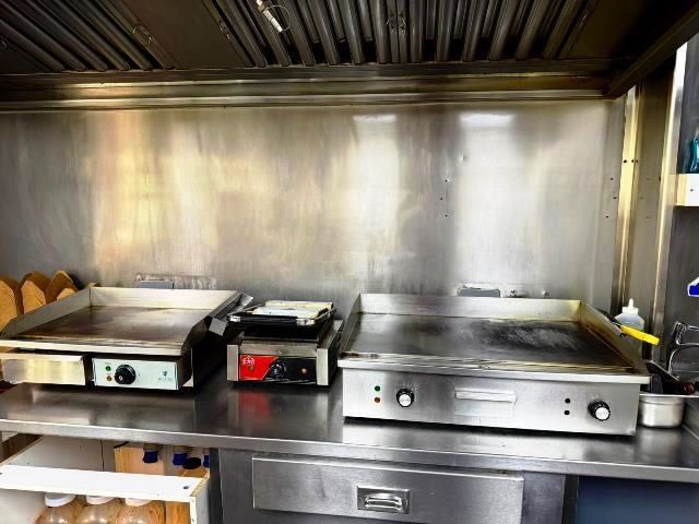 Fast Food Takeaway Specialising In Gourmet Burgers - Recently Closed for Sale Photo 3