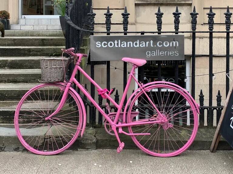 Established Glasgow Art Gallery With Strong Client Base &ndash; Turnkey Opportunity