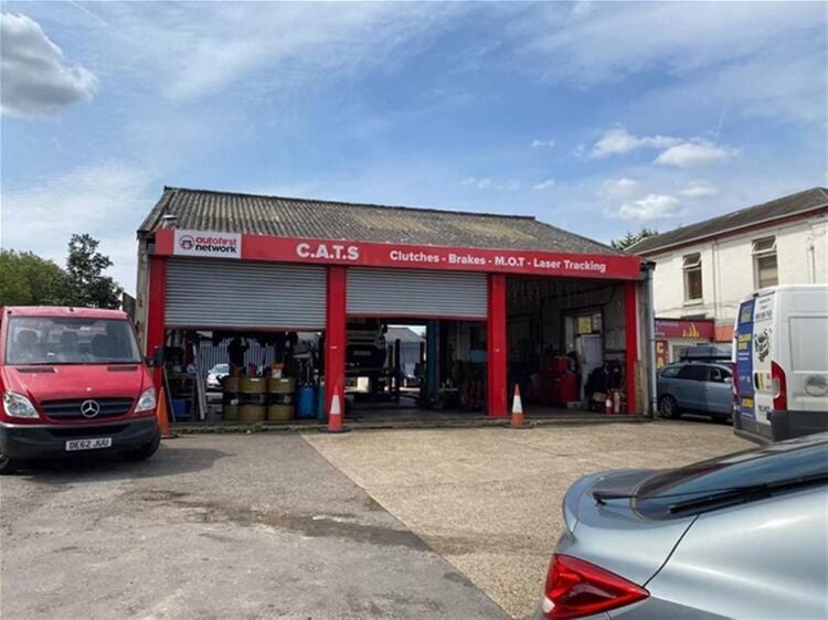 REDUCED FREEHOLD  VEHICLE BREAKDOWN RECOVERY & MOT CENTRE SUFFOLK Photo 3