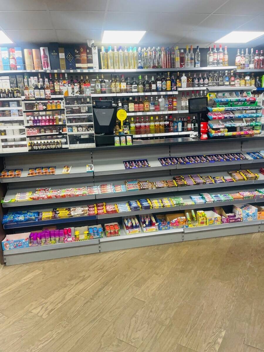 Off licence for sale in Henfield West Sussex with loyal customer base Photo 3